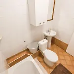 3 Bedrooms Διαμέρισμα *