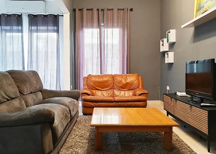 3 Bedrooms Apartament Sliema