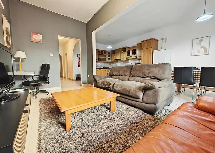 3 Bedrooms Apartament Sliema