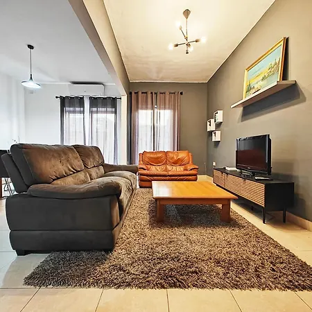 3 Bedrooms Апартаменты